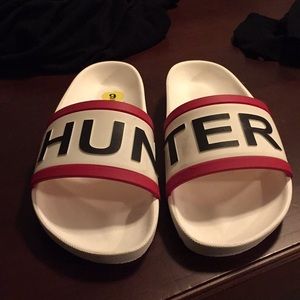 Hunter slides  size 9